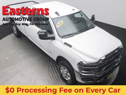 Used 2025 RAM 3500 Lone Star AWD/4WD image 3