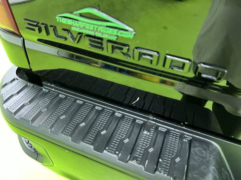 Used 2022 Chevrolet Silverado 2500 Custom w/ Custom Value Package AWD/4WD image 12