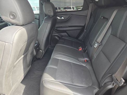 Used 2022 Chevrolet Blazer LT FWD image 13