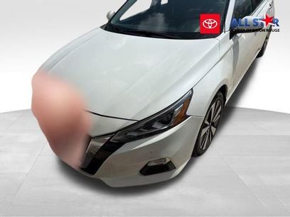 Used 2022 Nissan Altima 2.5 SV