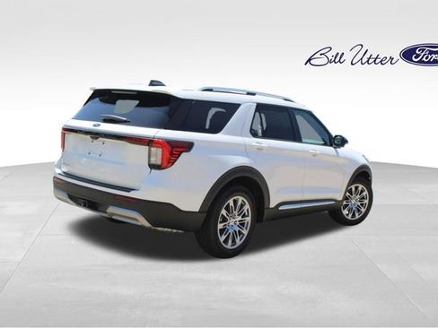 New 2026 Ford Explorer Platinum RWD image 3