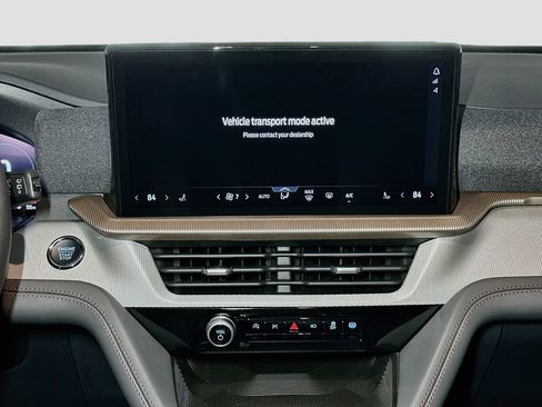 New 2026 Ford Explorer Active AWD/4WD image 28