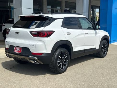 New 2026 Chevrolet TrailBlazer ACTIV w/ Driver Confidence Package FWD image 3