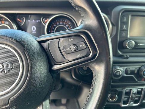 Used 2020 Jeep Wrangler Unlimited Sport S AWD/4WD image 25