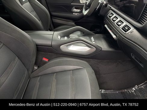 Used 2024 Mercedes-Benz GLE 53 AMG 4MATIC Coupe image 31