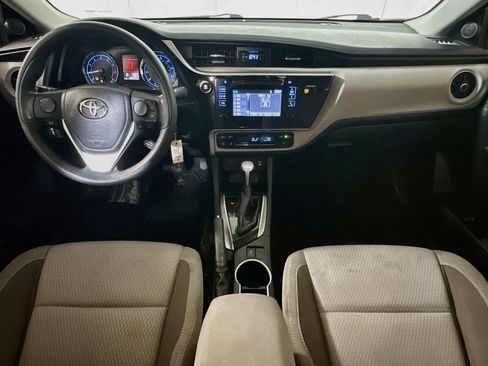 Used 2017 Toyota Corolla LE FWD image 26