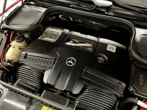 Used 2024 Mercedes-Benz Maybach GLS 600 4MATIC image 34