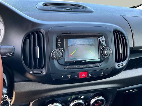 Used 2016 FIAT 500L Trekking FWD image 25