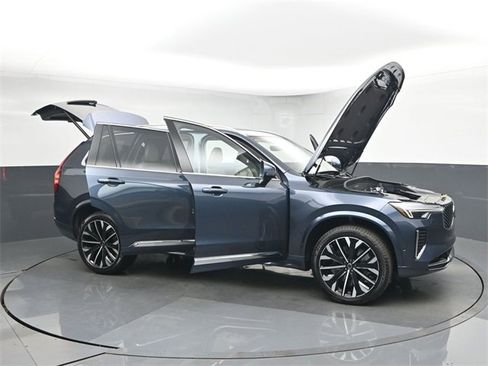 New 2026 Volvo XC90 T8 Ultra w/ Protection Package Premier image 52