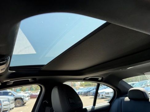 New 2026 BMW 330i Sedan image 20