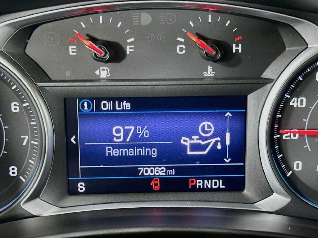 Used 2022 Chevrolet Equinox LS w/ LS Convenience Package FWD image 12