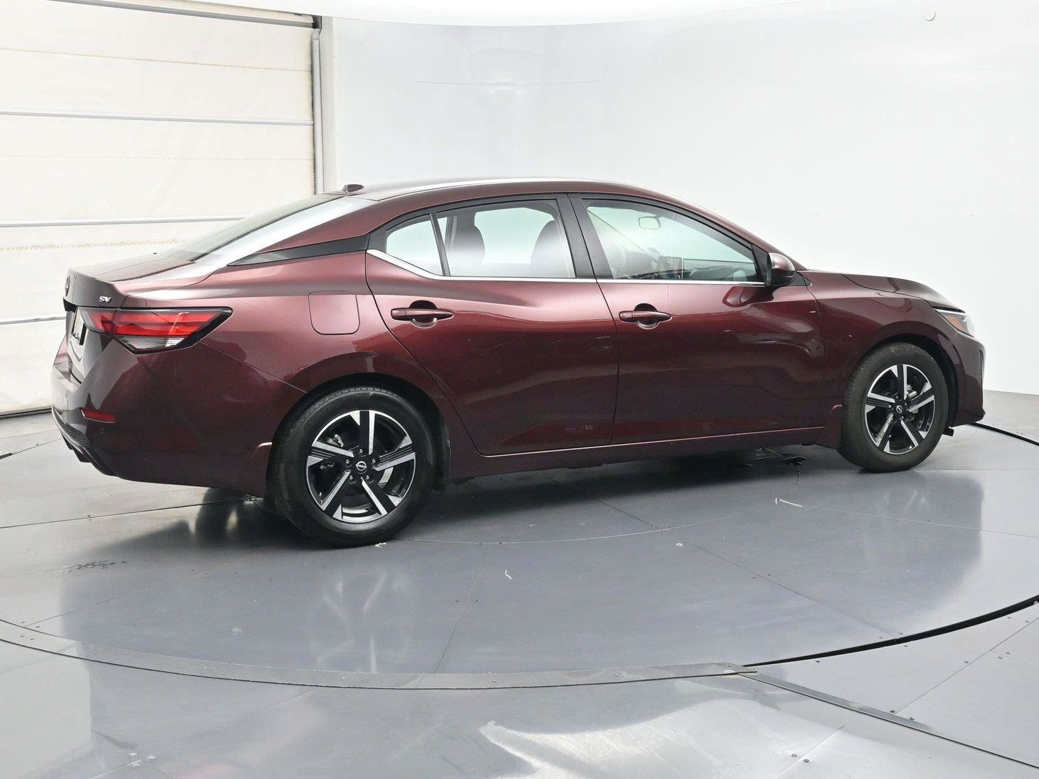 Used 2024 Nissan Sentra SV FWD image 24