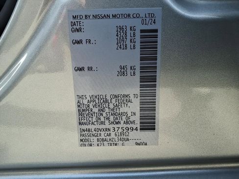 Used 2024 Nissan Altima 2.5 SV image 33