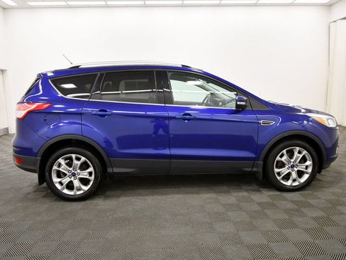 Used 2016 Ford Escape Titanium AWD/4WD image 9