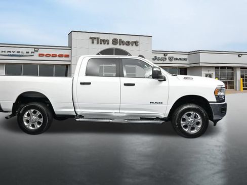 Used 2024 RAM 2500 Big Horn AWD/4WD image 6