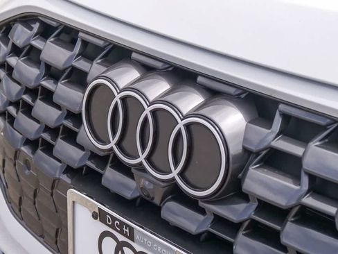 Used 2025 Audi Q5 Premium w/ Convenience Package AWD/4WD image 5
