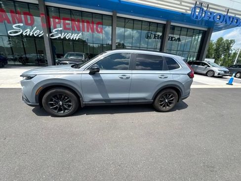 Used 2023 Honda CR-V Sport image 6