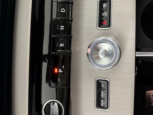 New 2026 Lincoln Navigator Reserve w/ Jet Appearance Package AWD/4WD image 32
