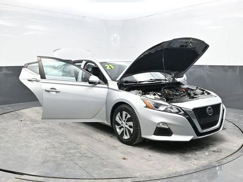 Used 2021 Nissan Altima 2.5 S image 35
