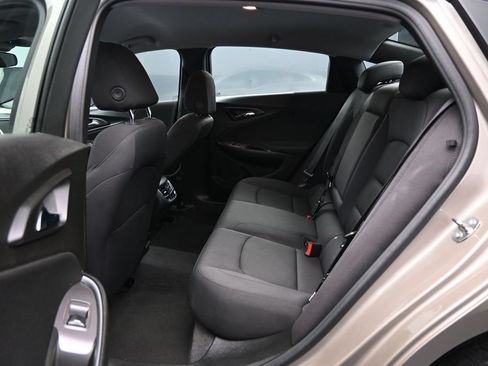 Used 2023 Chevrolet Malibu LT FWD image 23