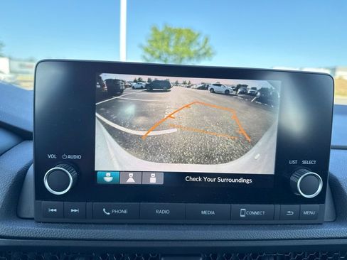 Used 2023 Honda CR-V LX image 23