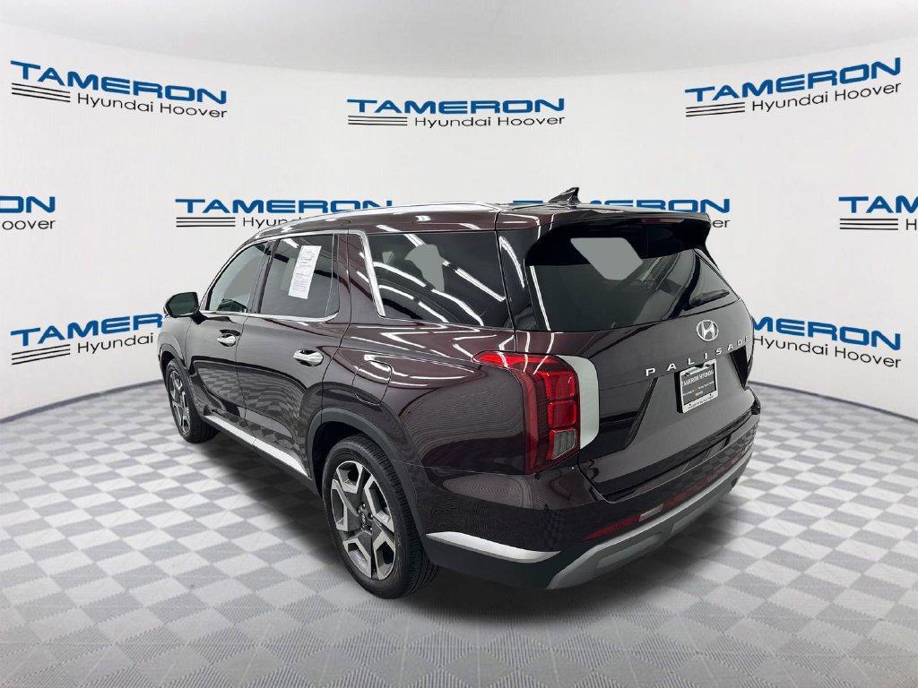 Used 2025 Hyundai Palisade SEL FWD image 3
