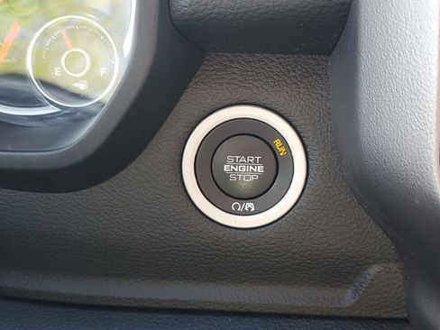 Used 2019 RAM 1500 Big Horn AWD/4WD image 23