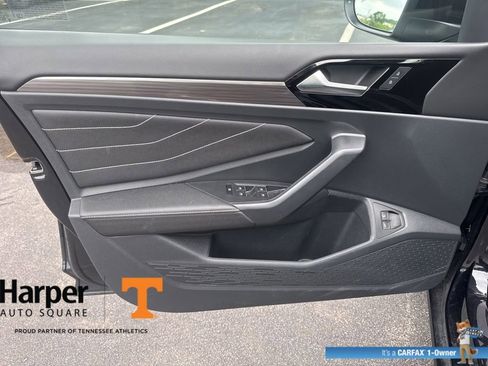 Used 2024 Volkswagen Jetta SEL FWD image 19