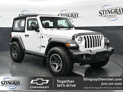 Used 2024 Jeep Wrangler Sport AWD/4WD image 1