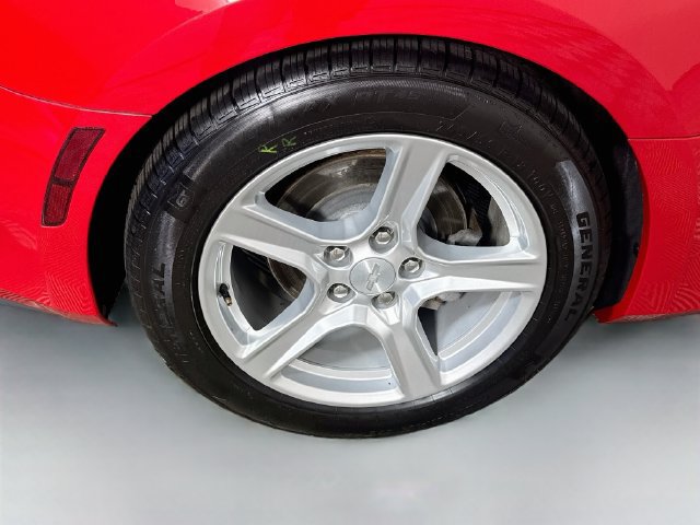 Used 2023 Chevrolet Camaro LT RWD image 30