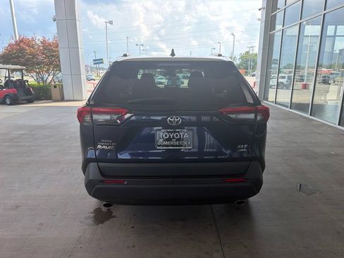 Certified 2025 Toyota RAV4 XLE AWD/4WD image 4