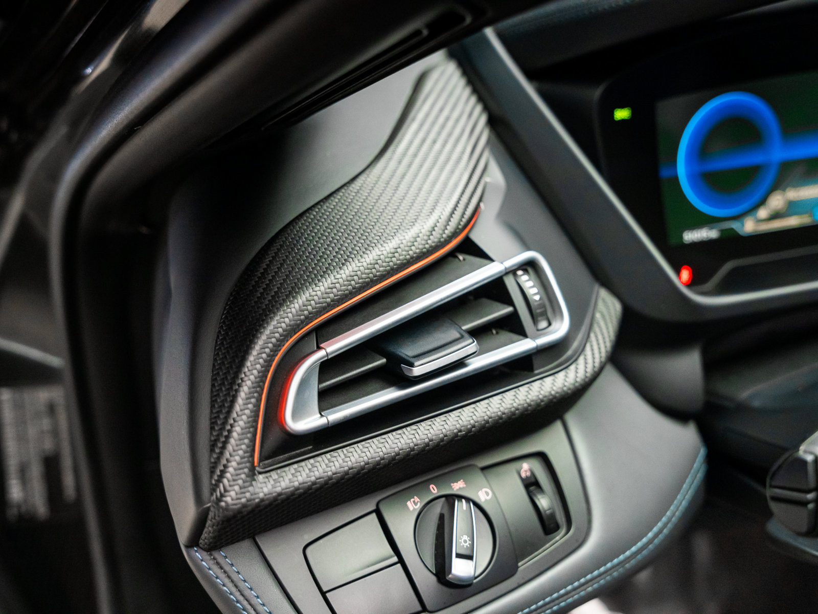 Used 2019 BMW i8 Roadster AWD/4WD image 55