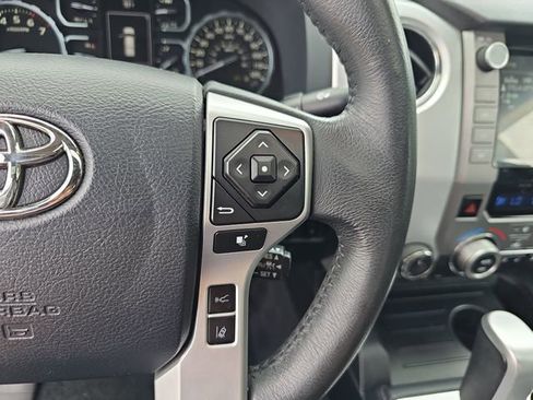 Used 2020 Toyota Tundra Platinum AWD/4WD image 18