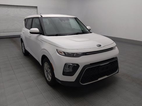 Used 2020 Kia Soul S FWD image 13