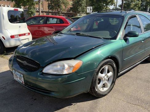Used 2002 Ford Taurus SE FWD image 1