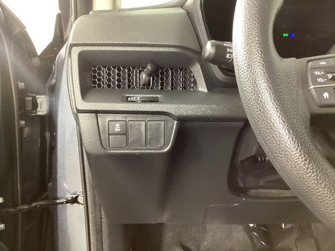 Used 2024 Honda CR-V EX image 12