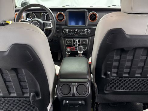 Used 2023 Jeep Gladiator Mojave w/ LED Lighting Group image 41