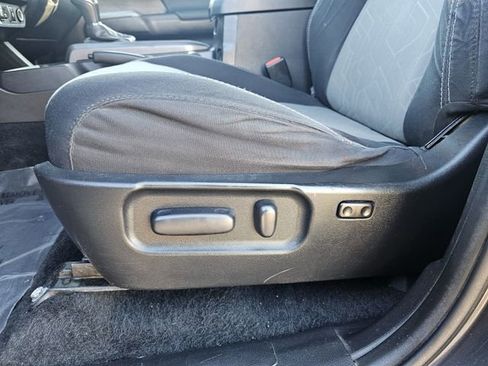 Used 2021 Toyota Tacoma 4x4 Double Cab image 13