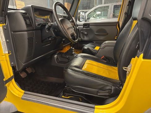 Used 2004 Jeep Wrangler Sport w/ Dual Top Group image 3