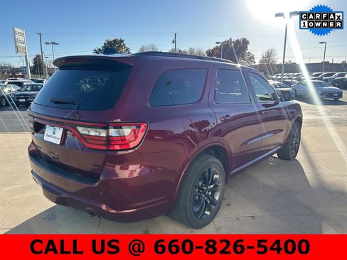 Used 2023 Dodge Durango GT image 4