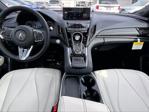 New 2026 Acura RDX SH-AWD image 7