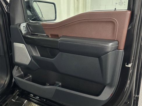 Used 2021 Ford F150 Lariat w/ Equipment Group 502A High image 39