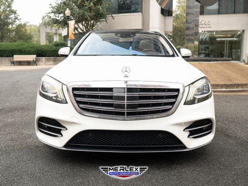 Used 2019 Mercedes-Benz S 560 Sedan image 2