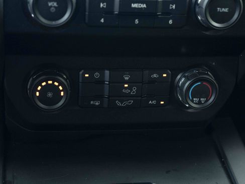 Used 2020 Ford F150 XL w/ Equipment Group 101A Mid RWD image 27