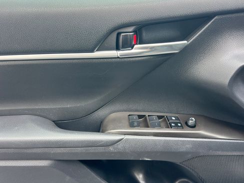 Certified 2023 Toyota Camry SE FWD image 11