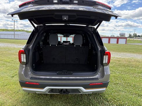New 2026 Ford Explorer Tremor w/ Tremor Ultimate Package AWD/4WD image 30