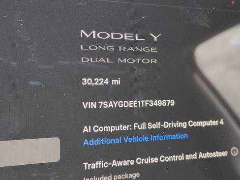 Used 2026 Tesla Model Y AWD image 22