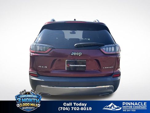Used 2019 Jeep Cherokee Limited AWD/4WD image 5
