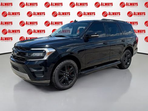 Used 2022 Ford Expedition XLT RWD image 1
