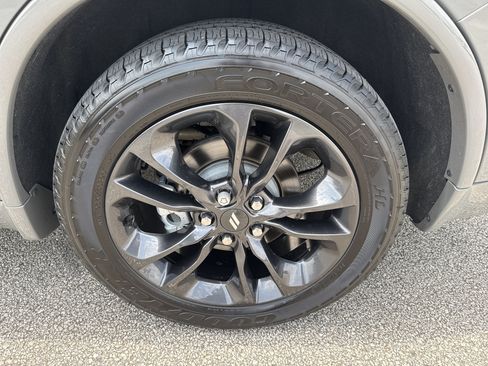 Used 2024 Dodge Durango GT RWD image 21